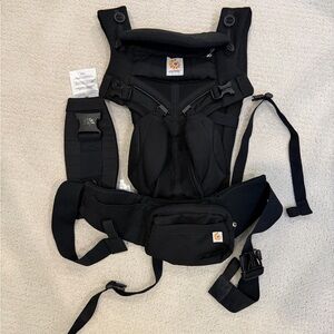 Ergobaby Midnight Black Carrier